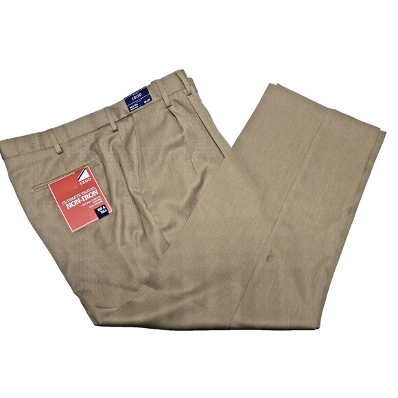 IZOD Big & Tall Men's Ultimate Travel Non-Iron Pants Size 46x30 Khaki NWT - Picture 5 of 9